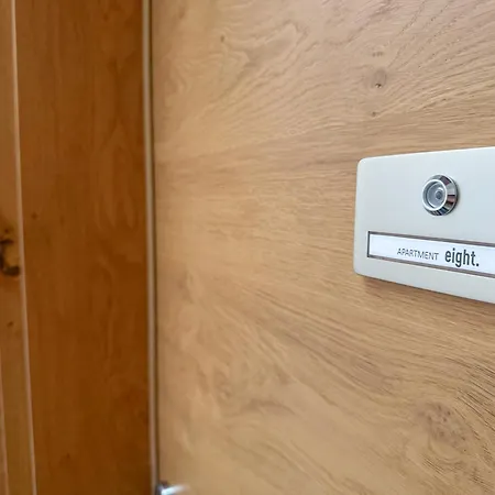 Eight Premium Seekirchen, Charmante 3-zi-dachgeschoss-wohnung Mit Balkon *