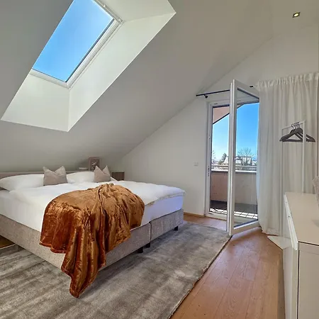 Apartment Eight Premium Seekirchen, Charmante 3-zi-dachgeschoss-wohnung Mit Balkon *