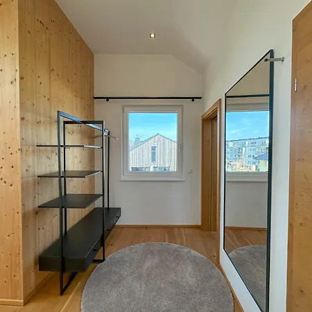 Eight Premium Seekirchen, Charmante 3-zi-dachgeschoss-wohnung Mit Balkon Apartment Seekirchen am Wallersee