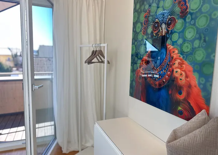 Eight Premium Seekirchen, Charmante 3-zi-dachgeschoss-wohnung Mit Balkon