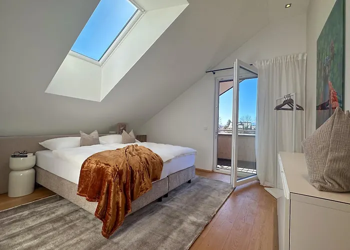 Apartment Eight Premium Seekirchen, Charmante 3-zi-dachgeschoss-wohnung Mit Balkon *