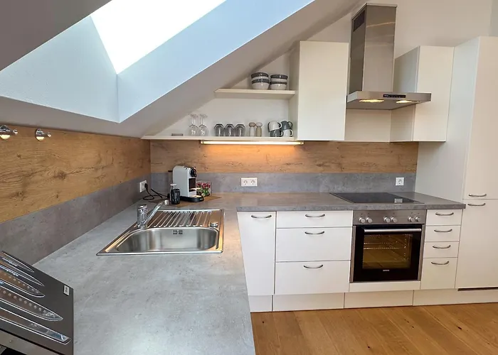 Eight Premium Seekirchen, Charmante 3-zi-dachgeschoss-wohnung Mit Balkon Seekirchen am Wallersee