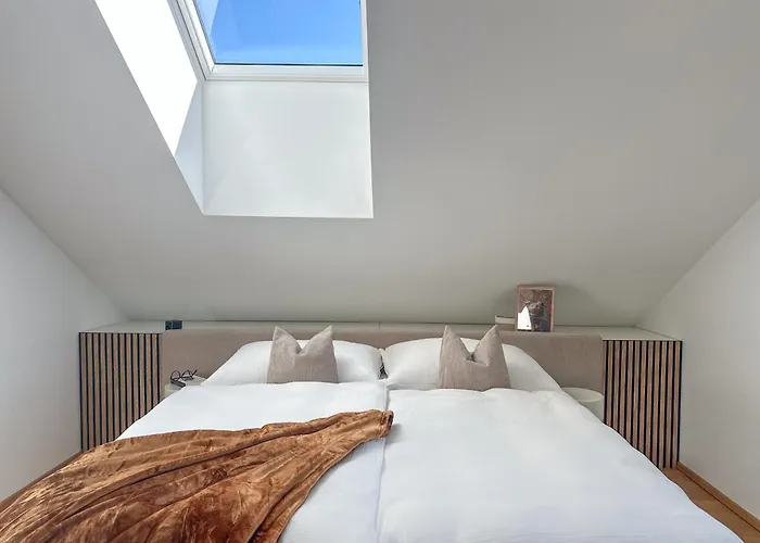 Eight Premium Seekirchen, Charmante 3-zi-dachgeschoss-wohnung Mit Balkon Seekirchen am Wallersee